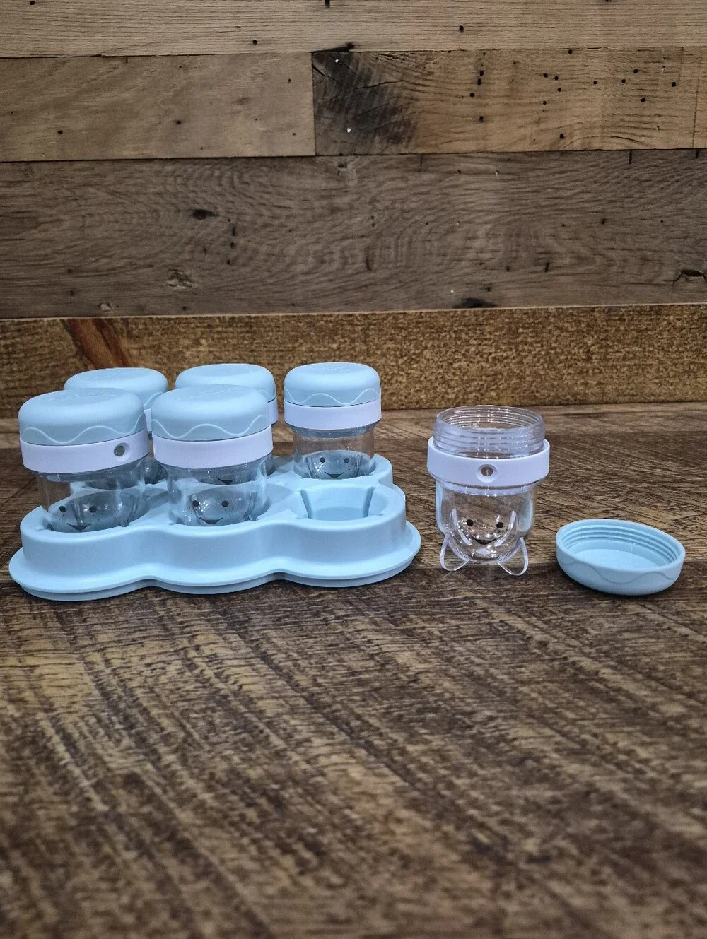 NutriBullet Baby Electric Food Blender NBY50100 32 Ounces With Accessories Lot